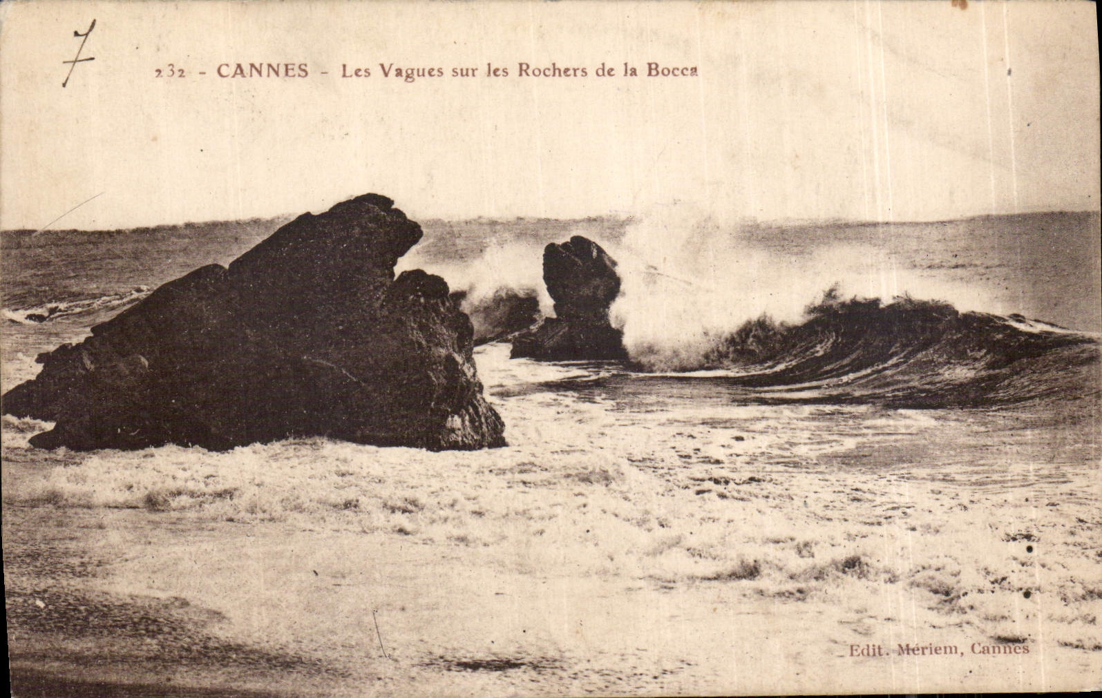 CPA Cannes Les Vagues sur les Rochers de la Boces 