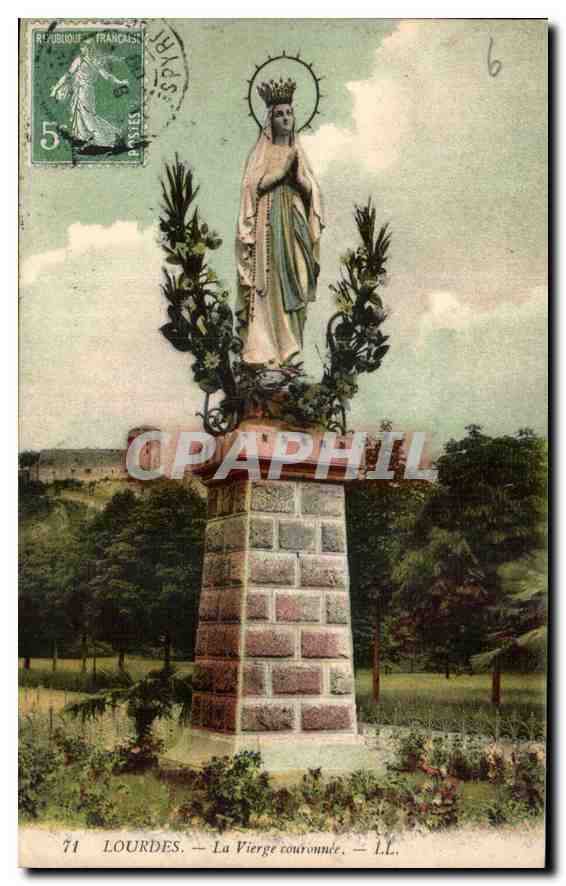 CPA Lourdes La Vierge couronnee 