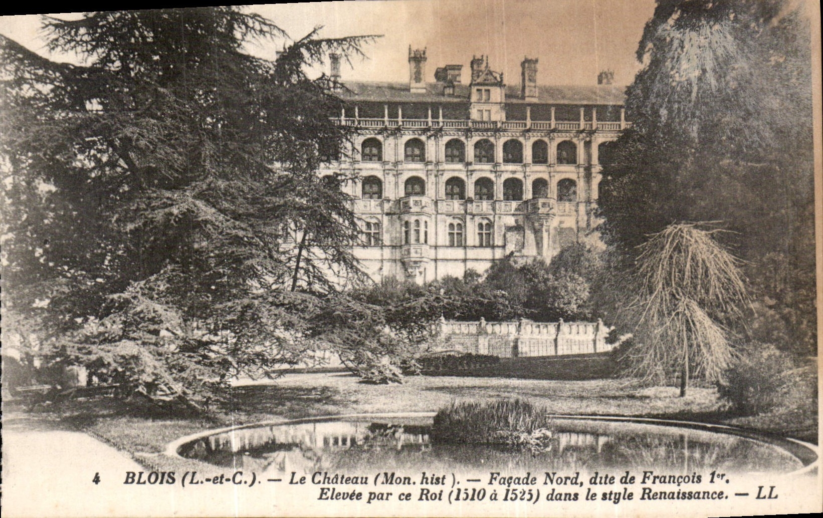 CPA Blois L et C Le Chateau Mon hist Facade Nord dite de Francois 1er