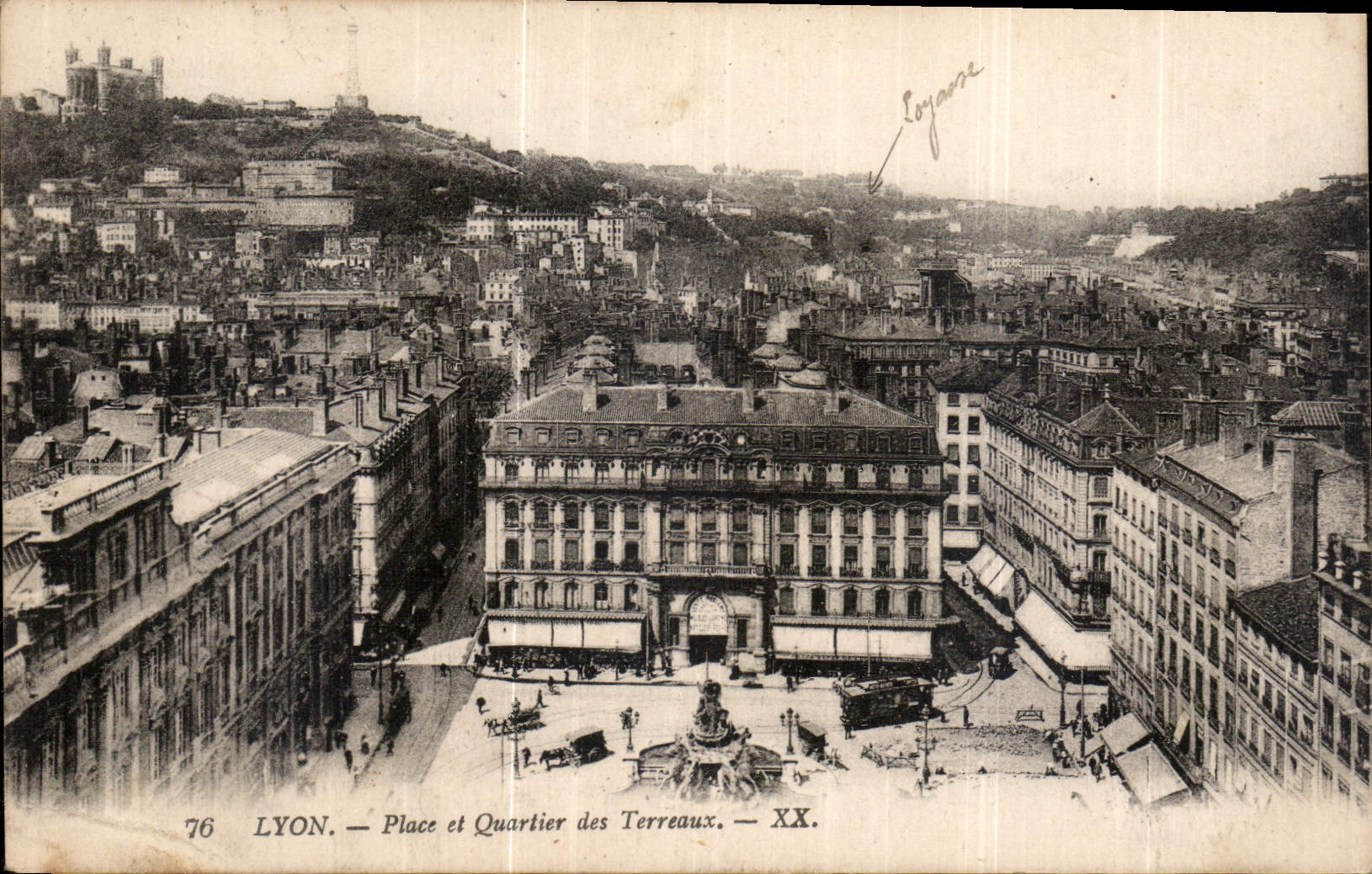 CPA Lyon Place et Quartiet des Terreaux 