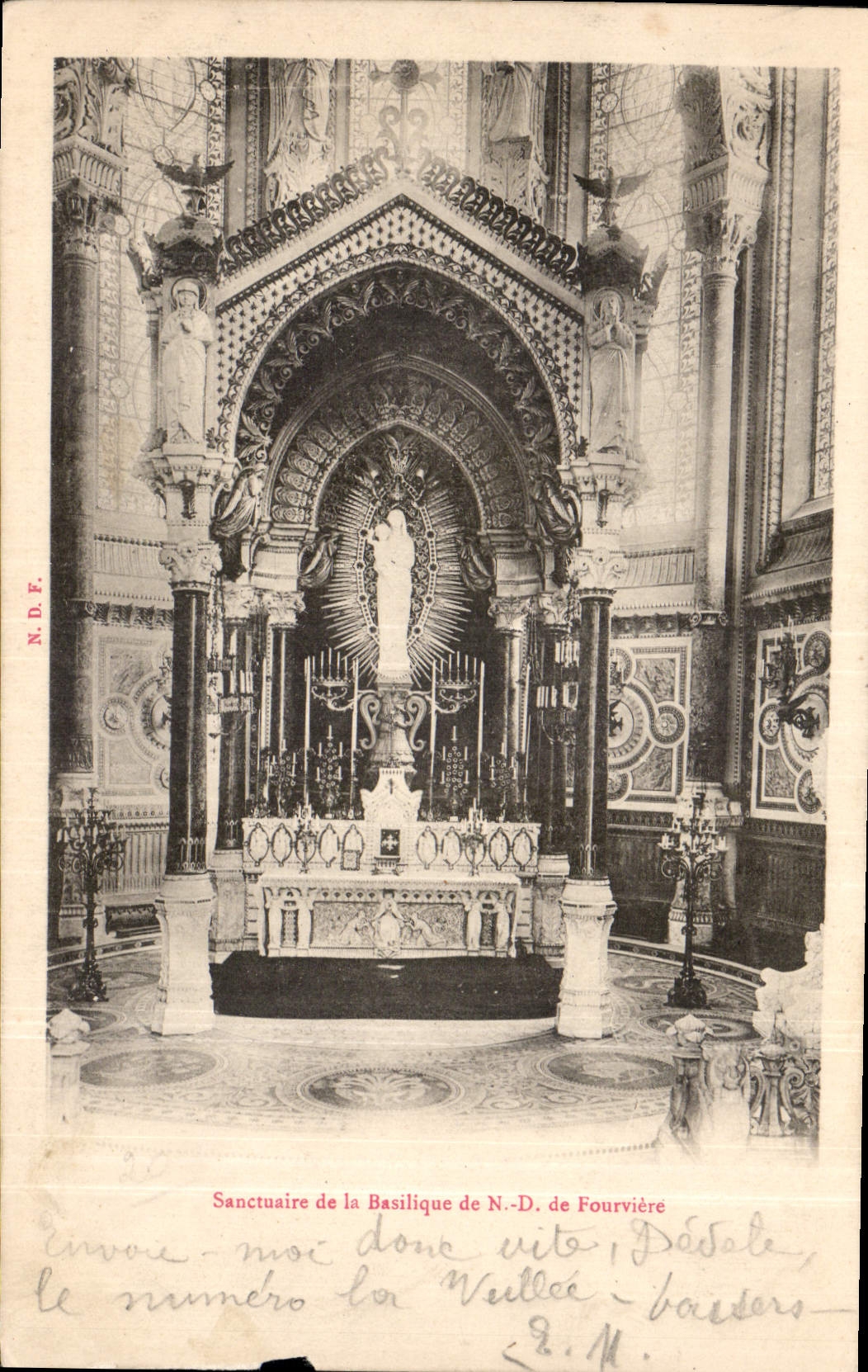 CPA Sanctuaire de la Basilique de N D de Fourviere 