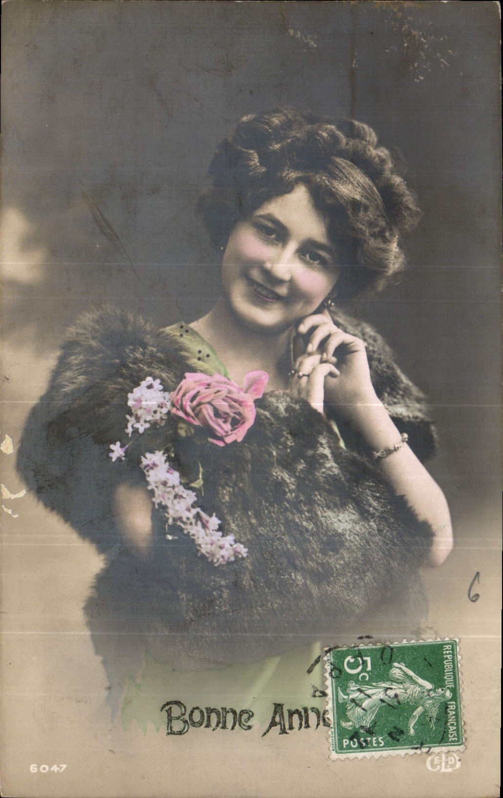 CPA Bonne annee Femme