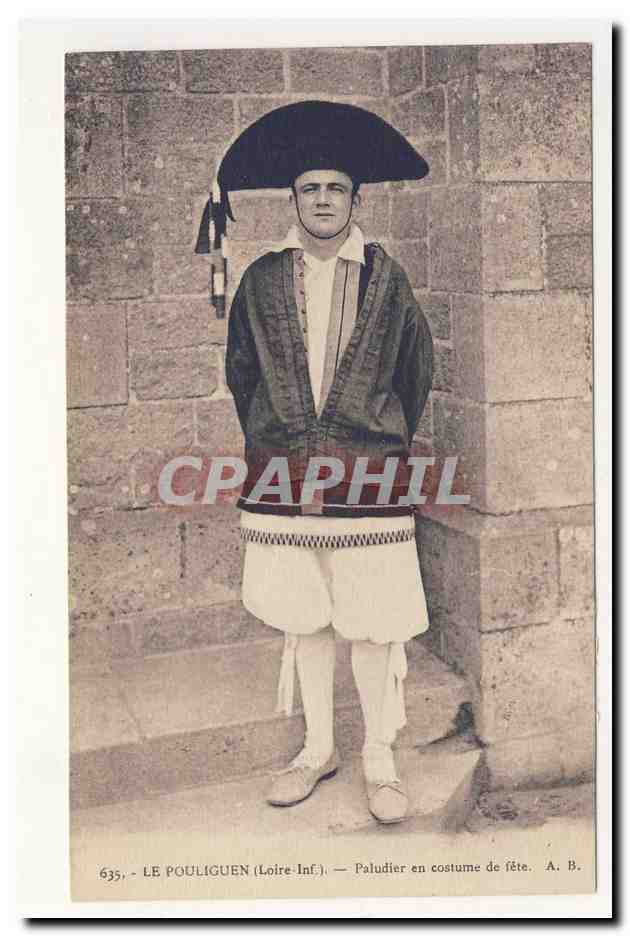 le POULIGUEN paludier en costume de fete folklore animation TOP CPA