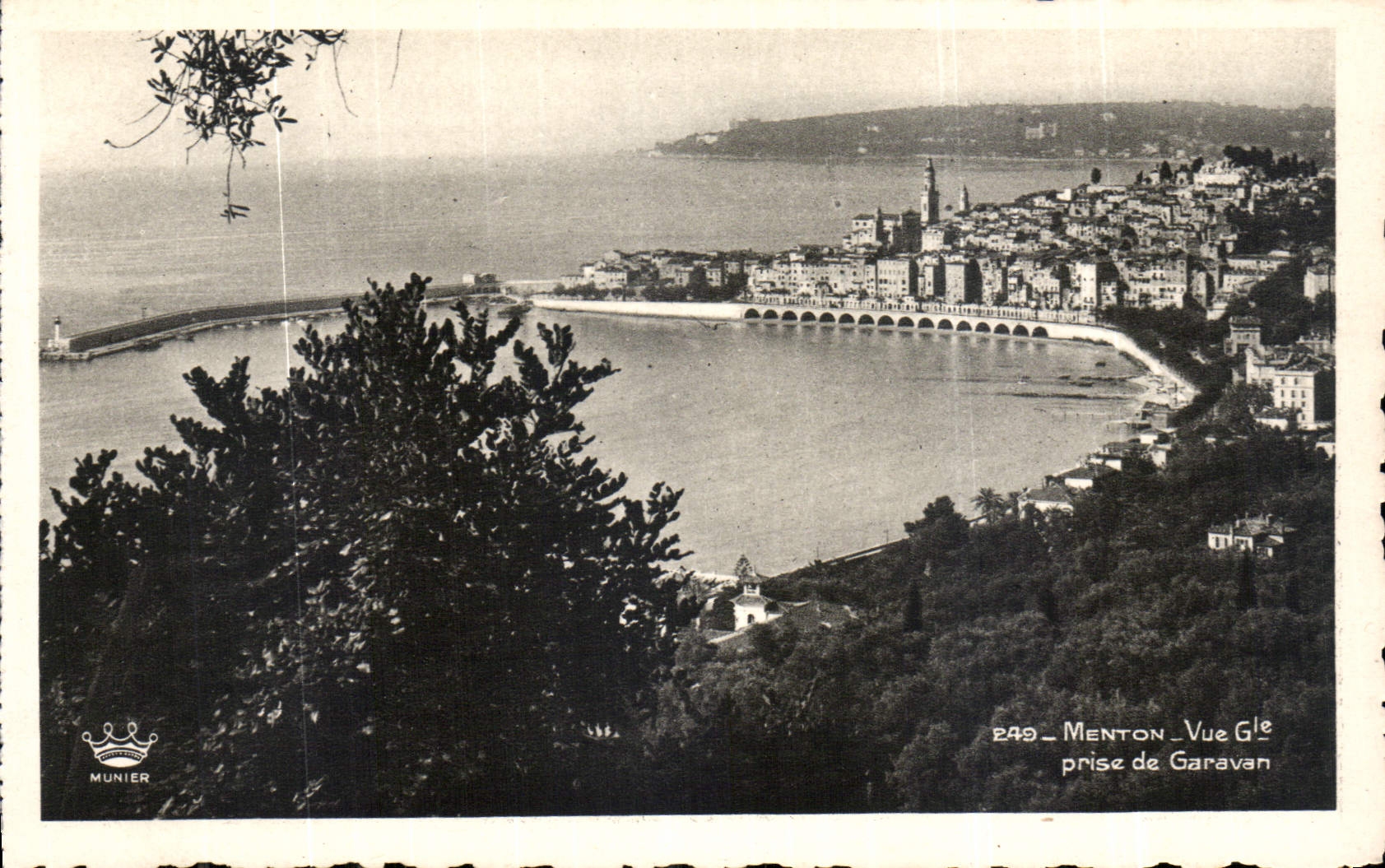 CPA Menton vue generale prise de Garavan 