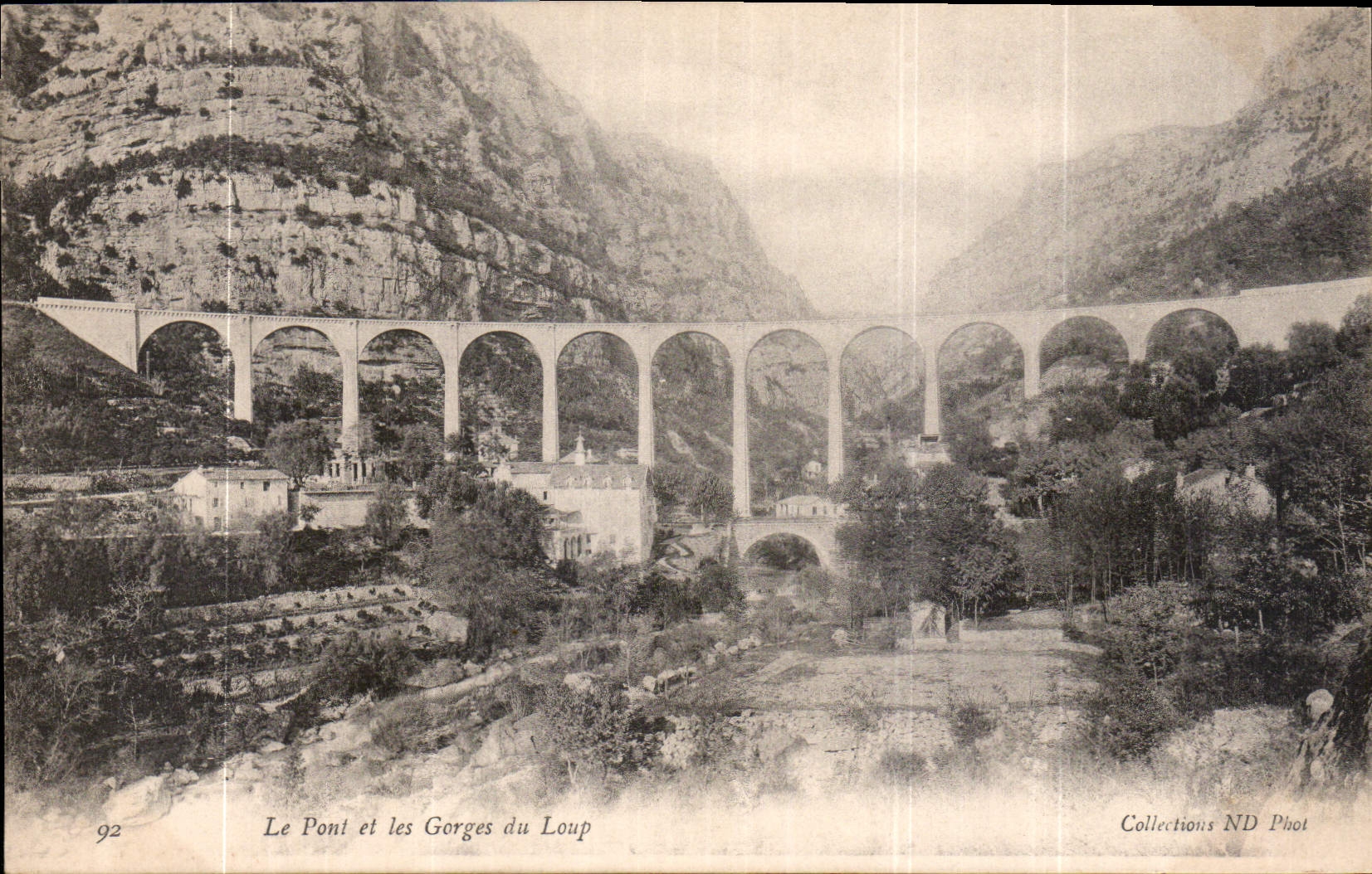 CPA Le Pont et les Gorges du Loup 