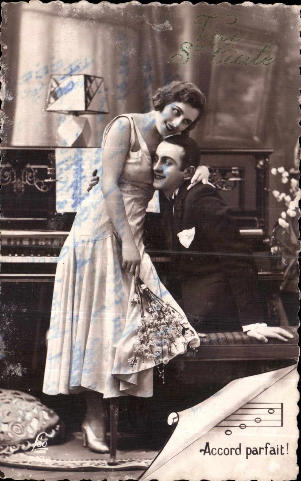 CPA Accord Parfait Femme
