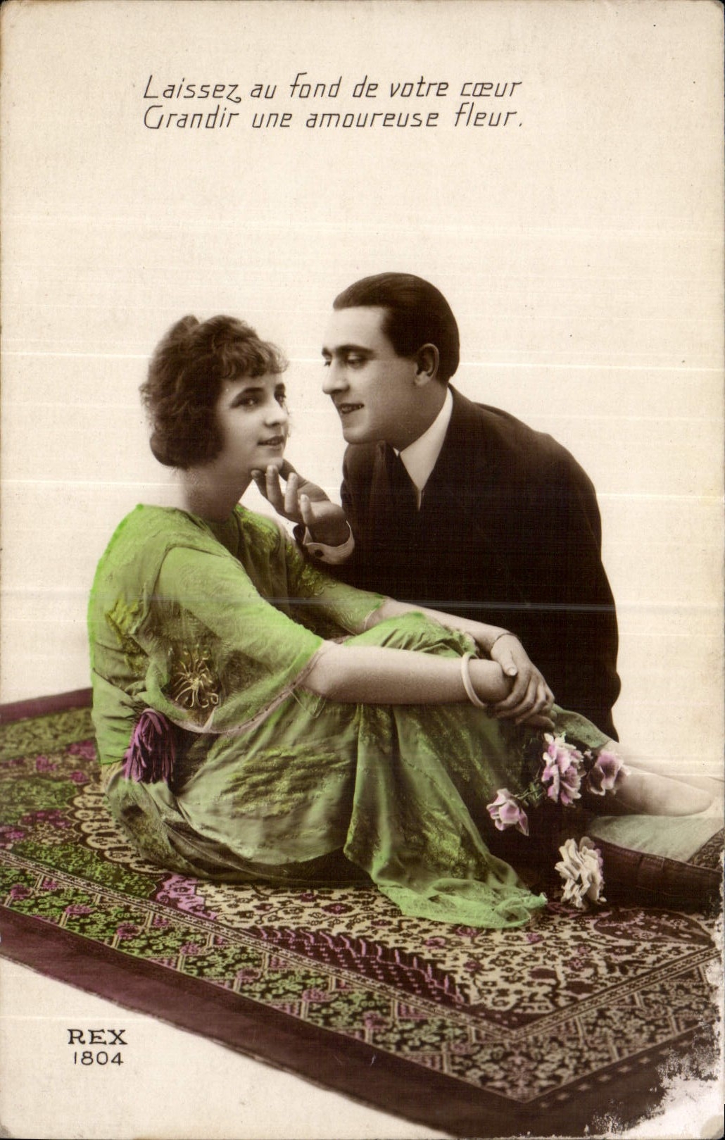 CPA Laissez au fond de votre coeur Grandir une amoureuse fleur Femme