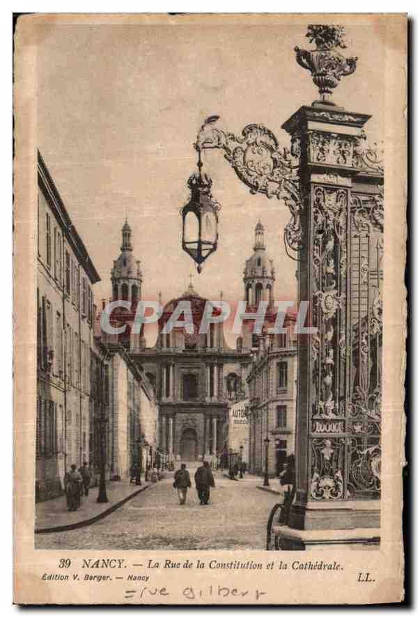 CPA Nancy la Rue de la constitution et la Cathedrale 