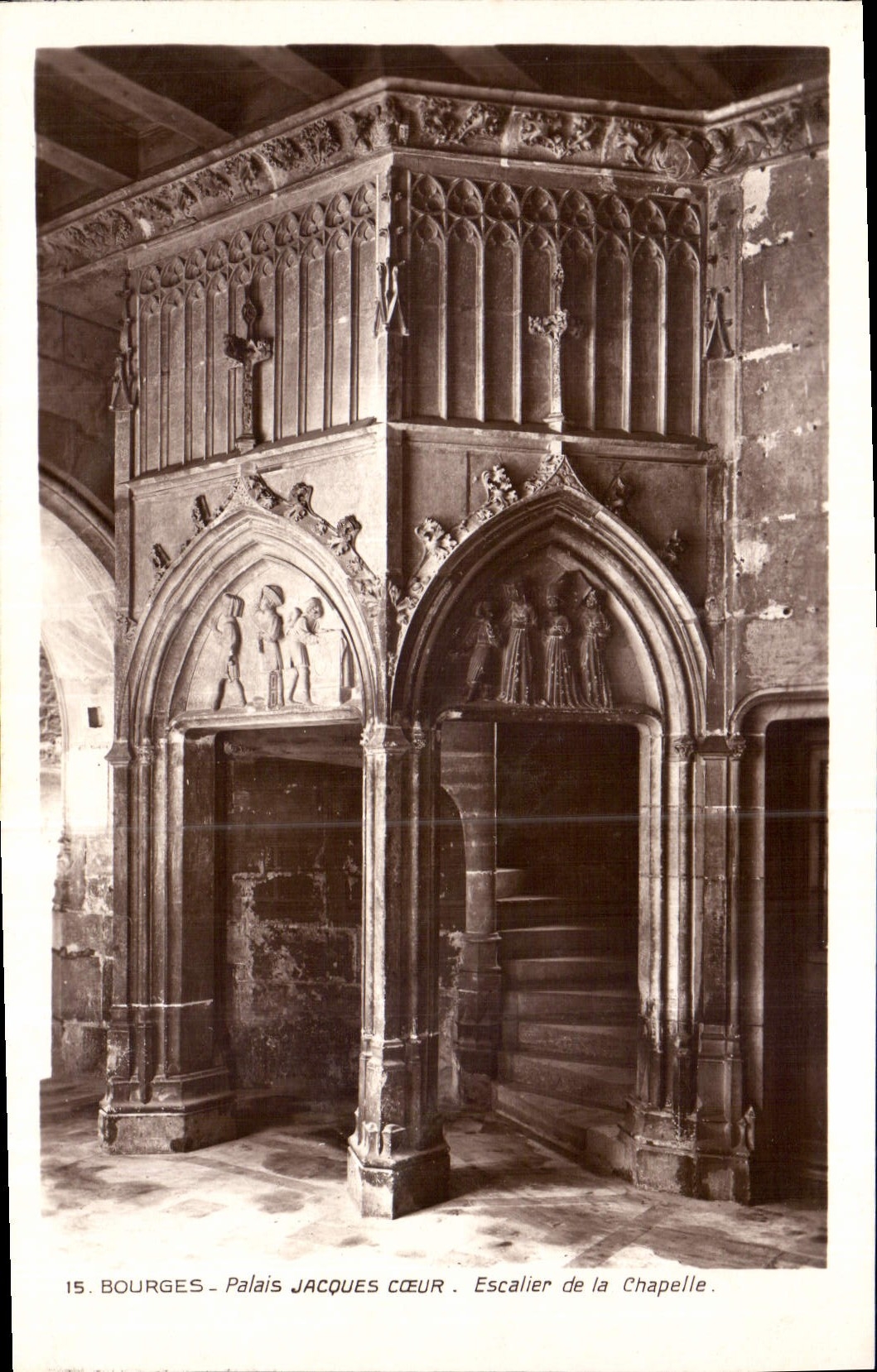 CPA Bourges Palais Jacques Coeur Escalier de la Chapelle 