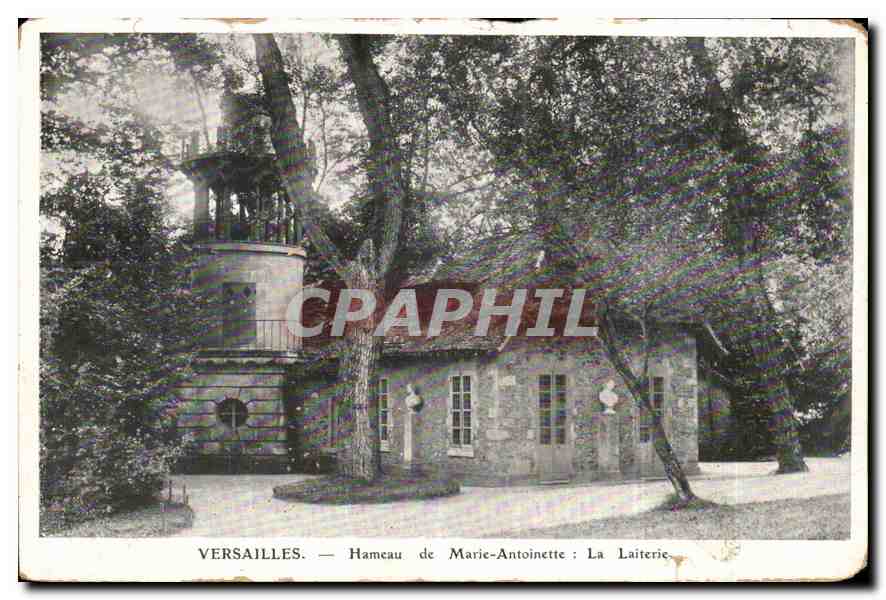 CPA Versailles Hameau de Marie Antoinette la Laiterie 