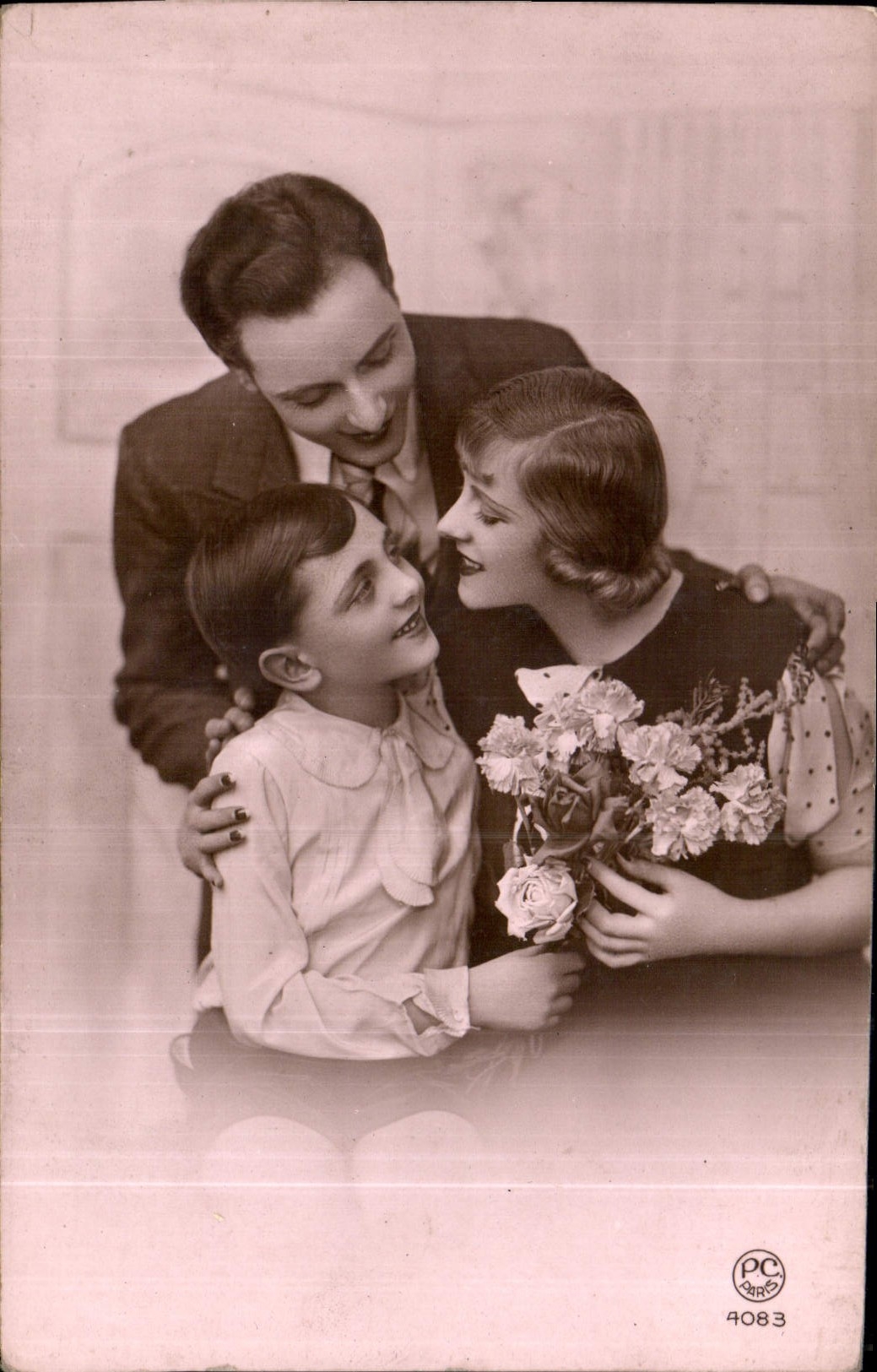 CPA Femme Enfant