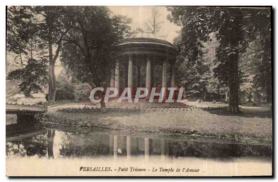 CPA Versailles Petit Trianon le Temple de l'Amour 