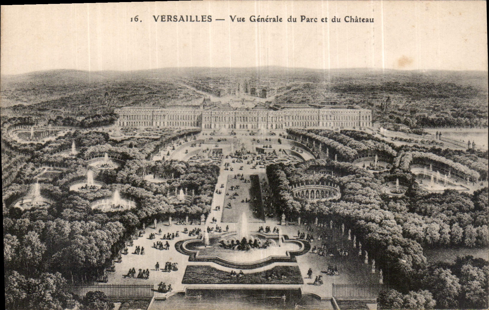 CPA Versailles vue generale du Parc et du Chateau 