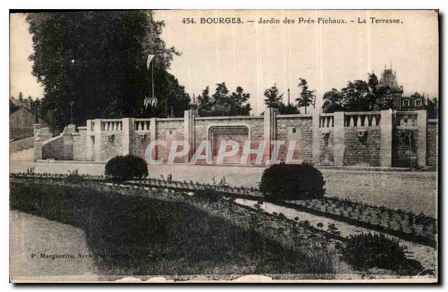 CPA Bourges Jardin des Pres Fichaux La Terrasse 