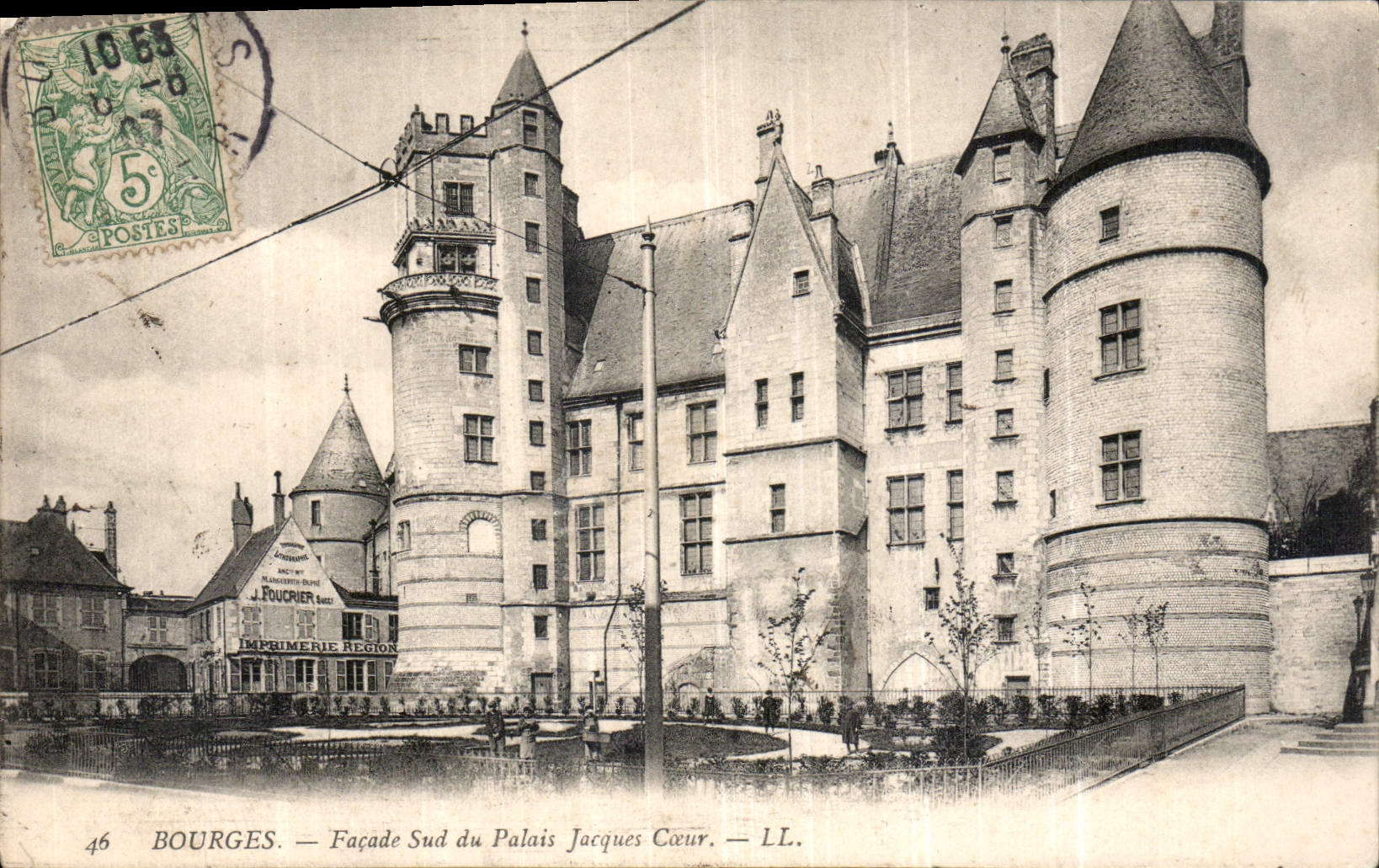 CPA Bourges facade sud du Palais Jacques Coeur 