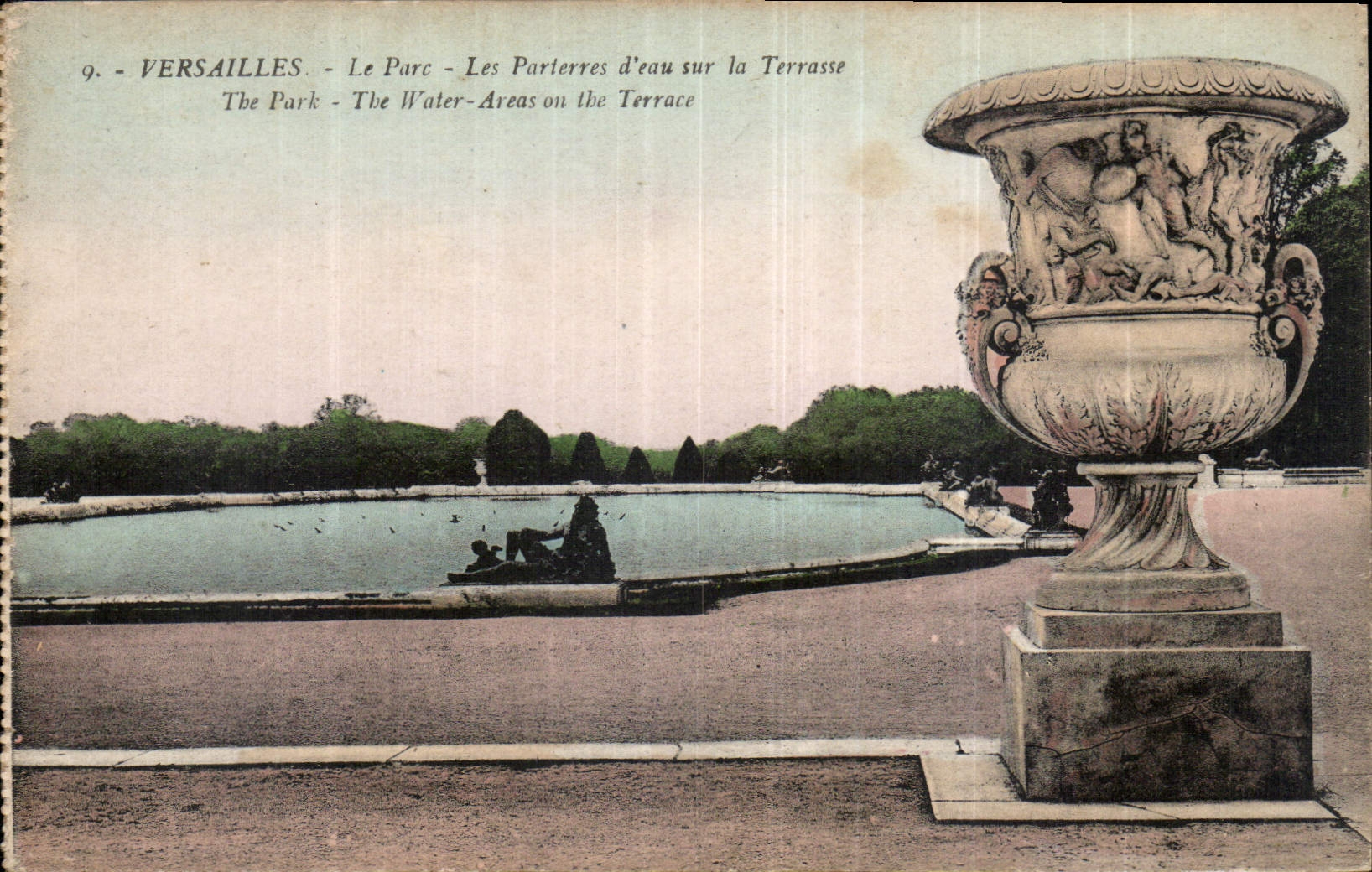 Versailles - Le Parc - Les Partièrres d'eau sur la Terrasse — Moreau Édit. Versailles, n°9