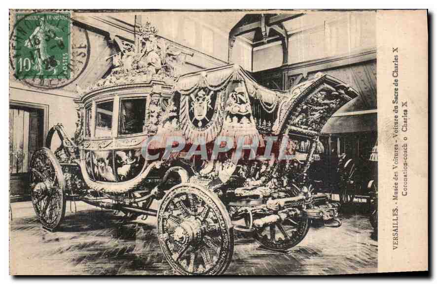 CPA Versailles Musee des Voitures Voiture du Sacre de Charles X