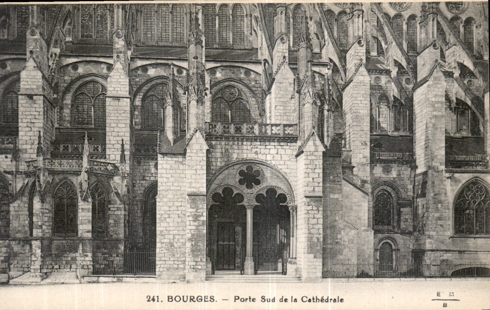 CPA Bourges Porte Sud de la Cathedrale 