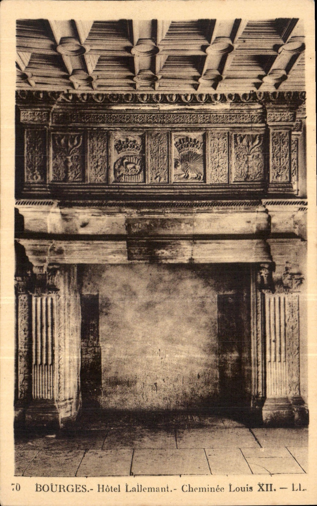 CPA Bourges Hotel Lallemant Cheminee Louis XII 