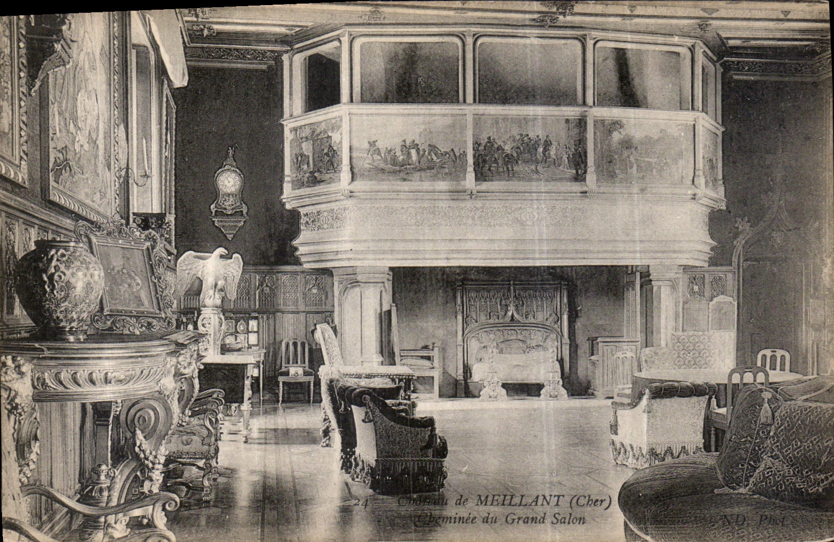 Château de MEILLANT (Cher) — Cheminée du Grand Salon — ND Phot