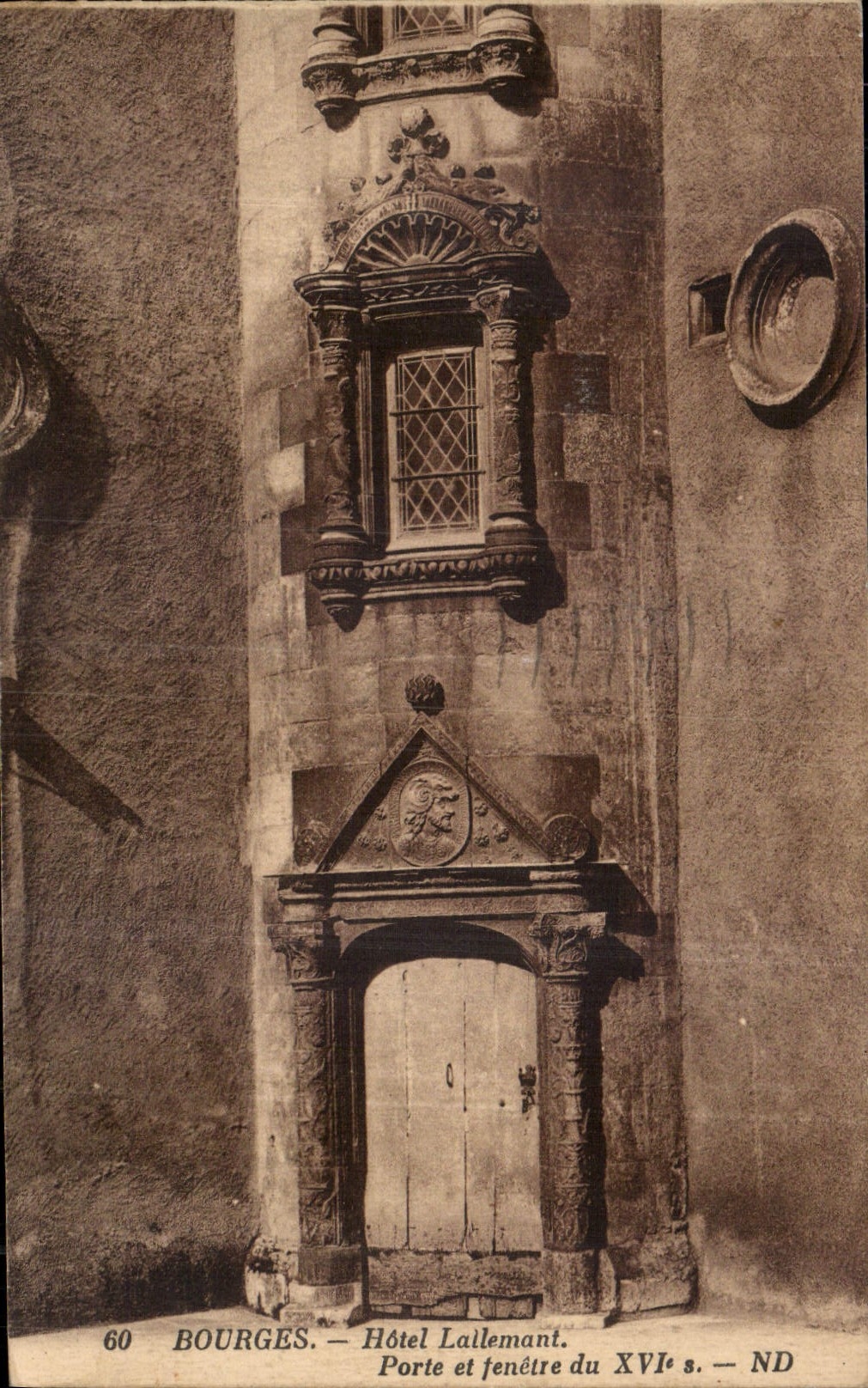 CPA Bourges Hotel Lallemant Porte et fenetre du XVI s 