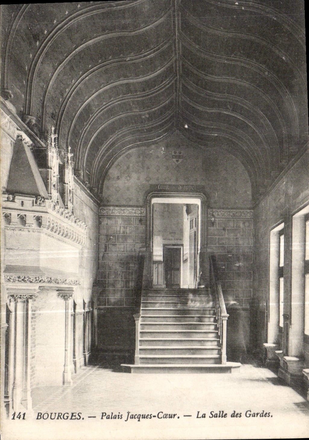 CPA Bourges Palais Jacques Coeur La Salle des gardes 