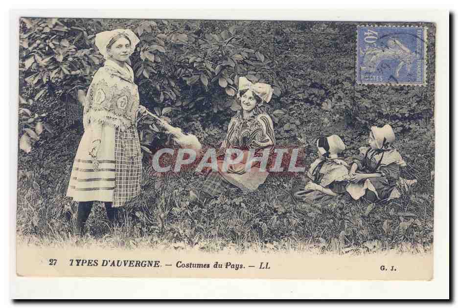 types d'auvergne costume coiffe animation TOP CPA