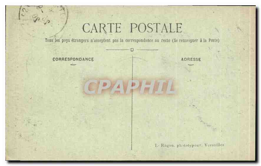 CPA Versailles Le Petit Trianon Le Lit de Marie Antoinette  — Verso