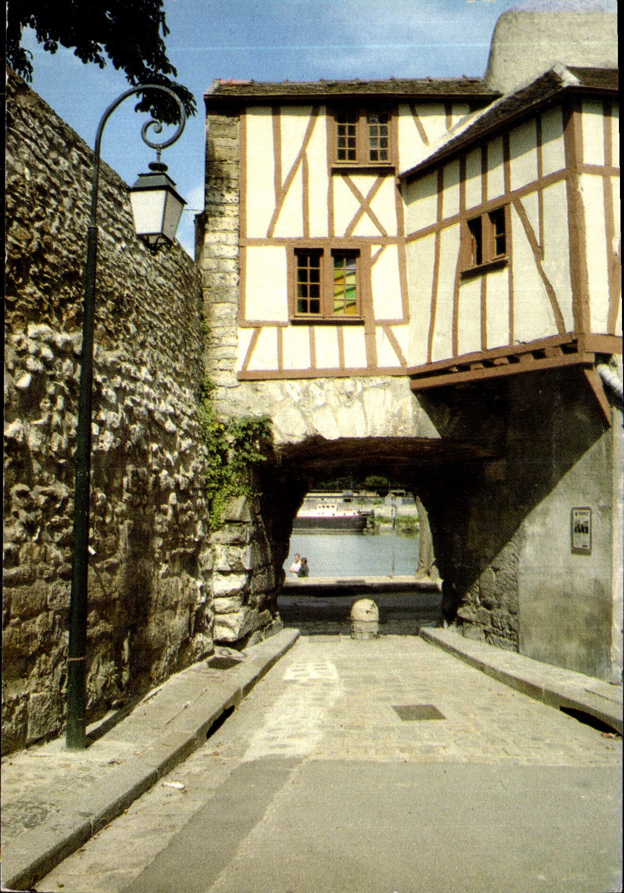 La Porte au Prêtre — Mantes-la-Jolie — Éditions Dubray, n° 14/78