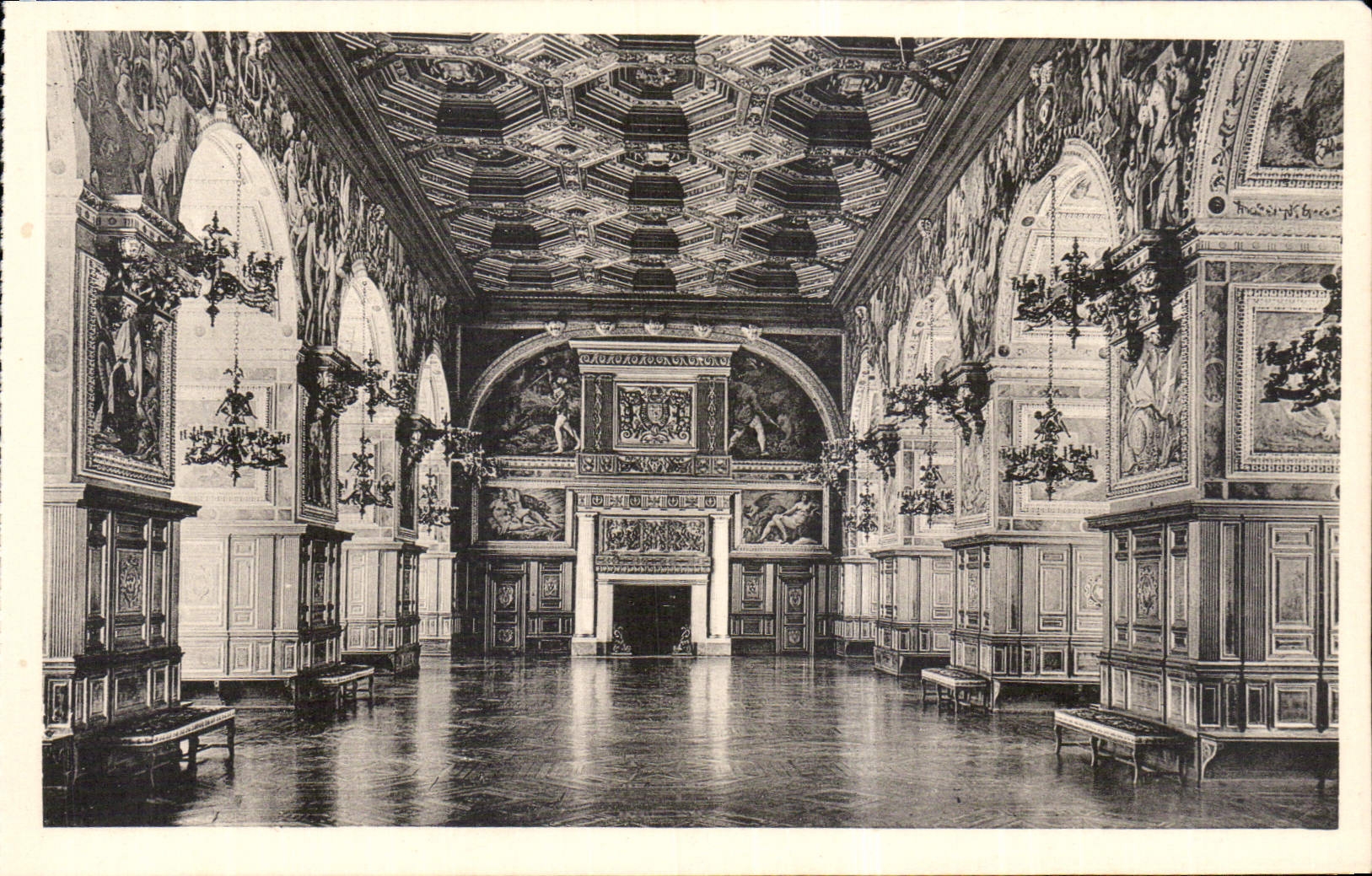 Château de Fontainebleau — Galerie Henri II — CPAPHIL