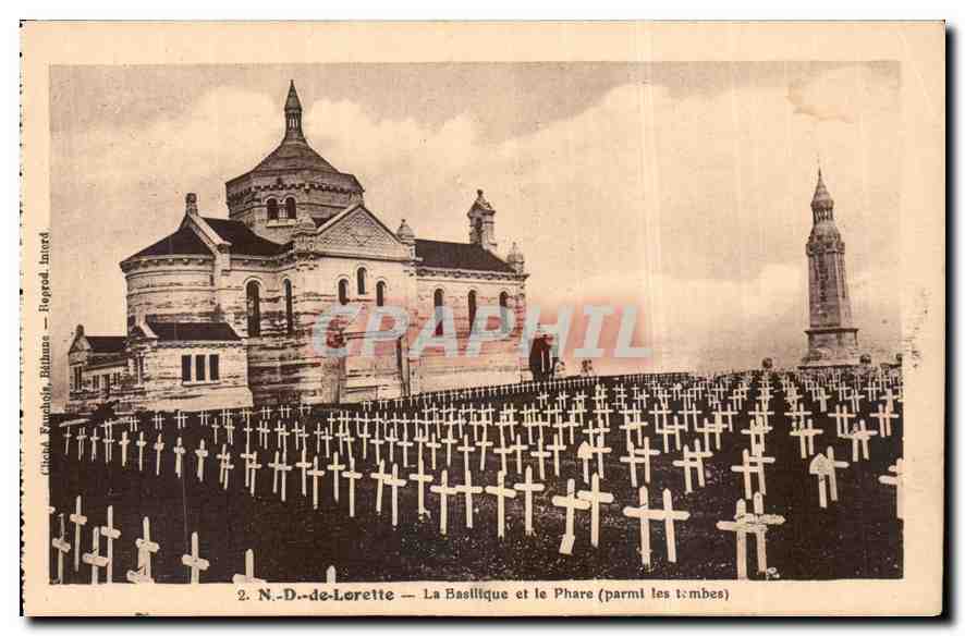 CPA ND de Lorette La Basilique et la Phare 