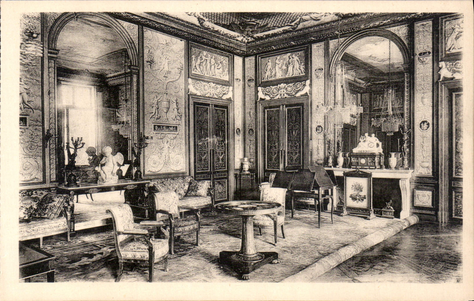 Château de Fontainebleau — Musikzimmer von Marie-Antoinette — Ausgabe der Nationalmuseen