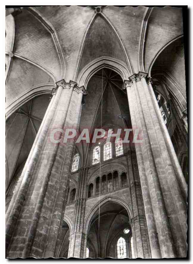 Cathédrale Saint-Étienne de Bourges — Piliers, Voûtes et Vitraux — Collection E.P. n°7218