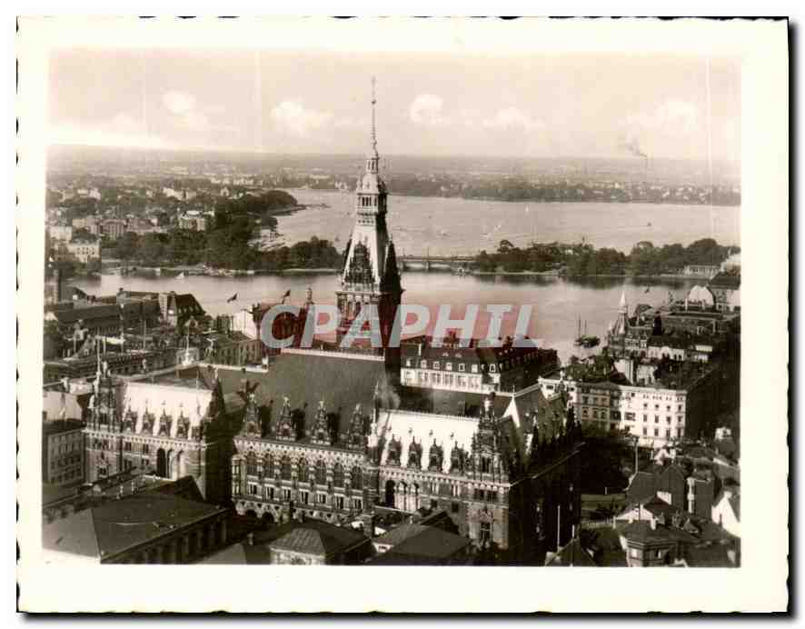 CPM Hamburg Rathaus mit Bennen und AuBenalster 