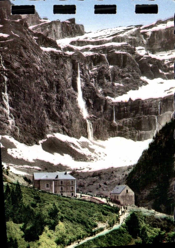 CPA Gavarnie La Grande Cascade et l'Hotel du Cirque 