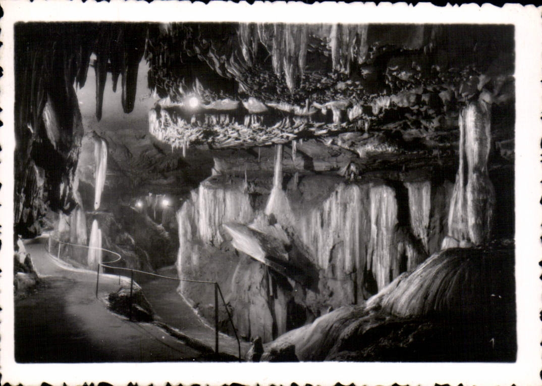 Grottes de Bétharram — vue intérieure — éditeur inconnu, n° de série 1