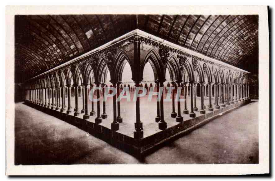 CPM Mont St Michel la merveille la galerie du Cloitre XIII siecle 