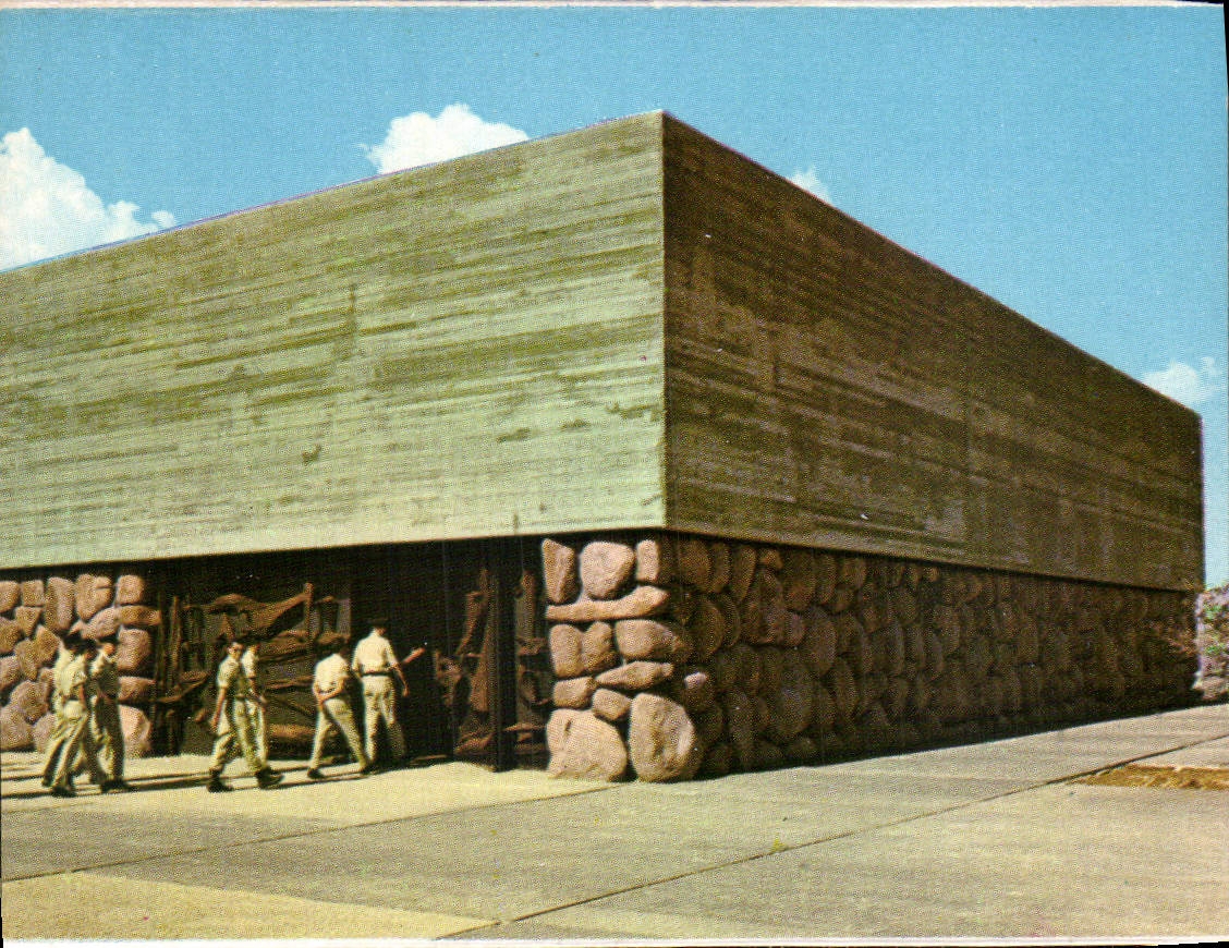 CPM Yad Veshem les Batiments en memoire des millions de Juifs tues par nazis dans la deuxieme guerre