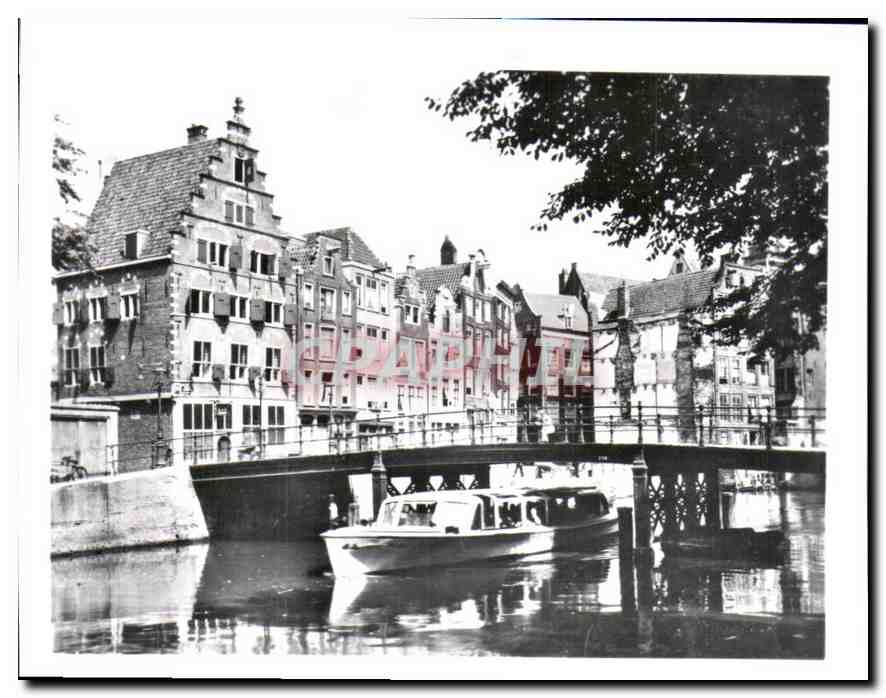 CPM Amsterdam Oudezijds Voorburgwal avec Leeuwenburgh 