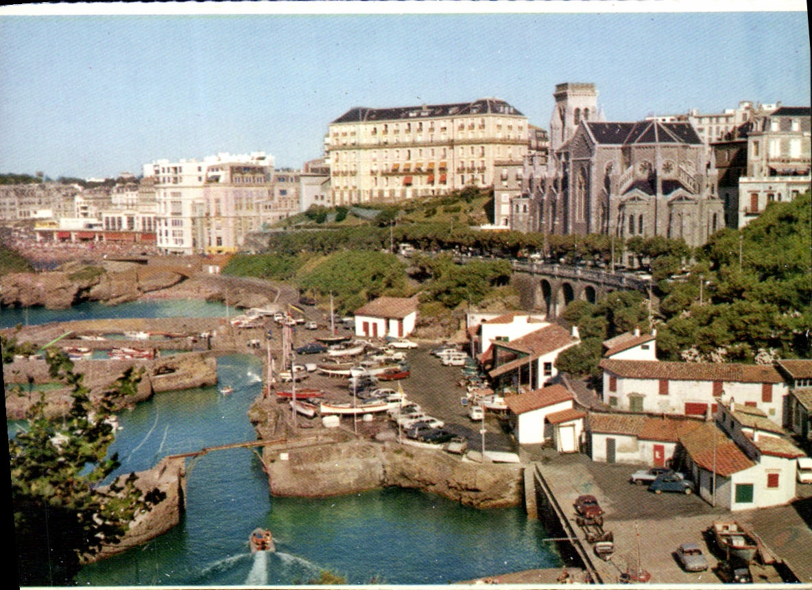 CPM Le Port des Pecheurs et l'eglise Ste Eugenie 