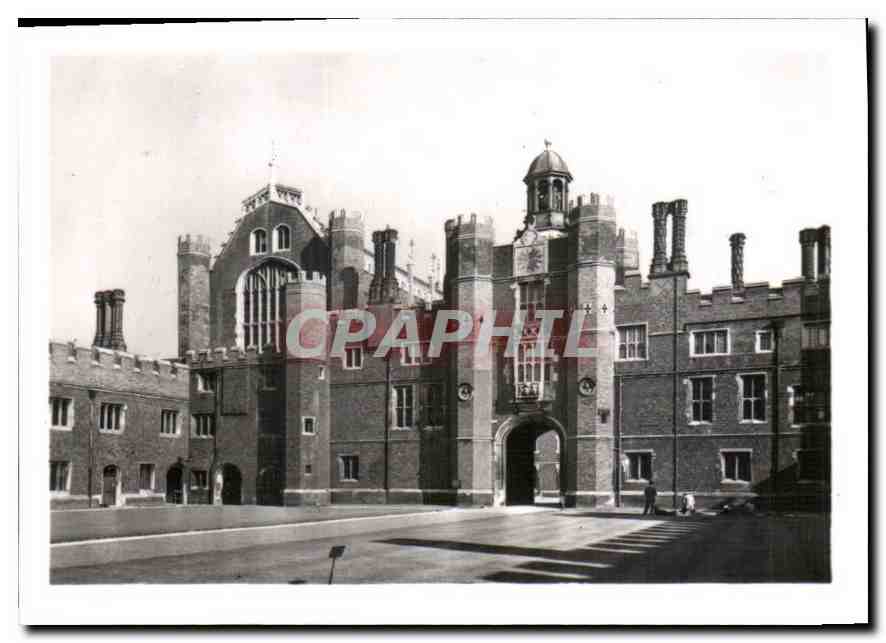 CPM Hampton Court Palace Anne Boleyn's Gateway and the Great Hall from the Base Court 