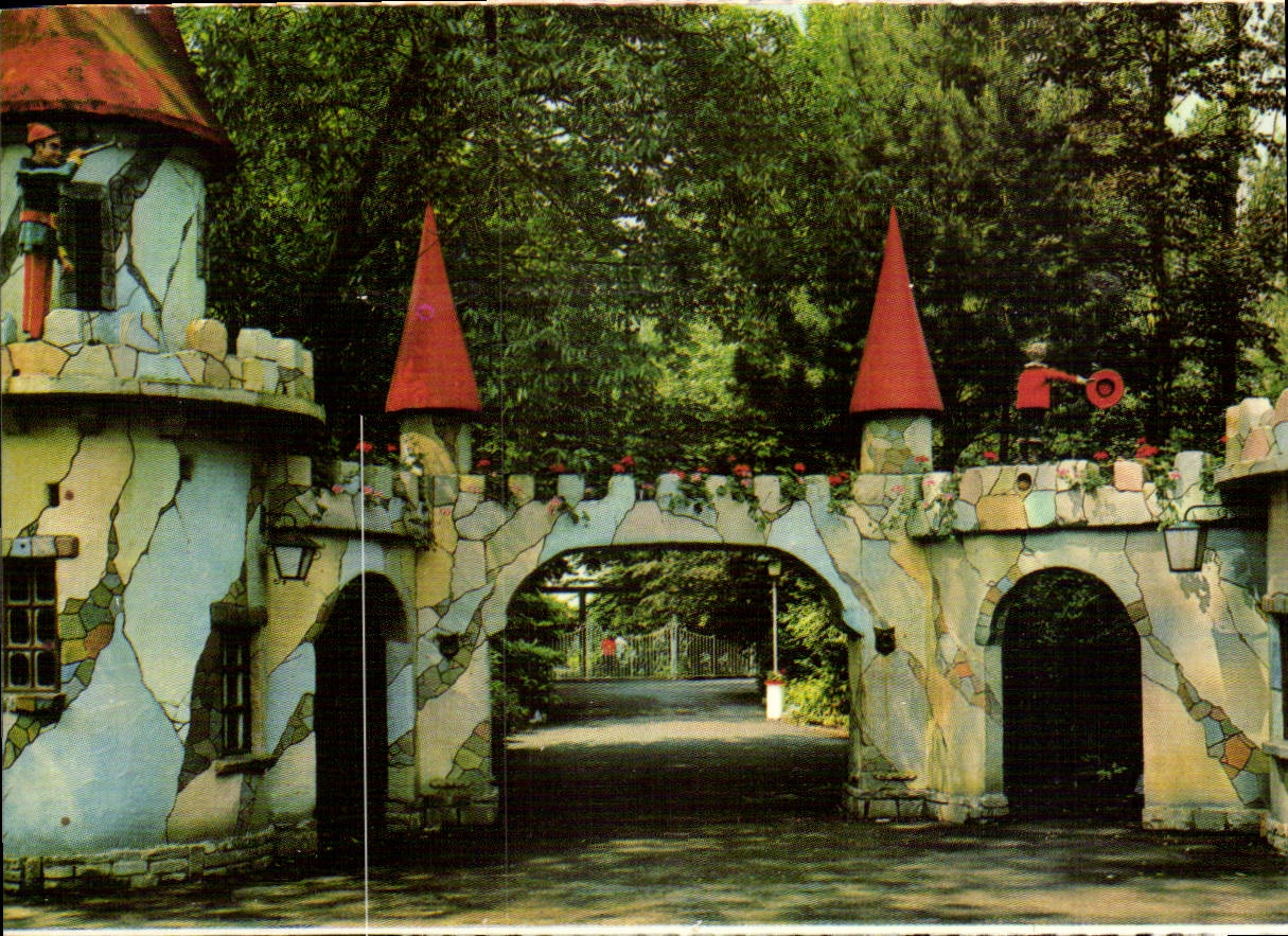 Entrance to the fairy-tale park — Meli-Park, Adinkerke - De Panne, Belgium