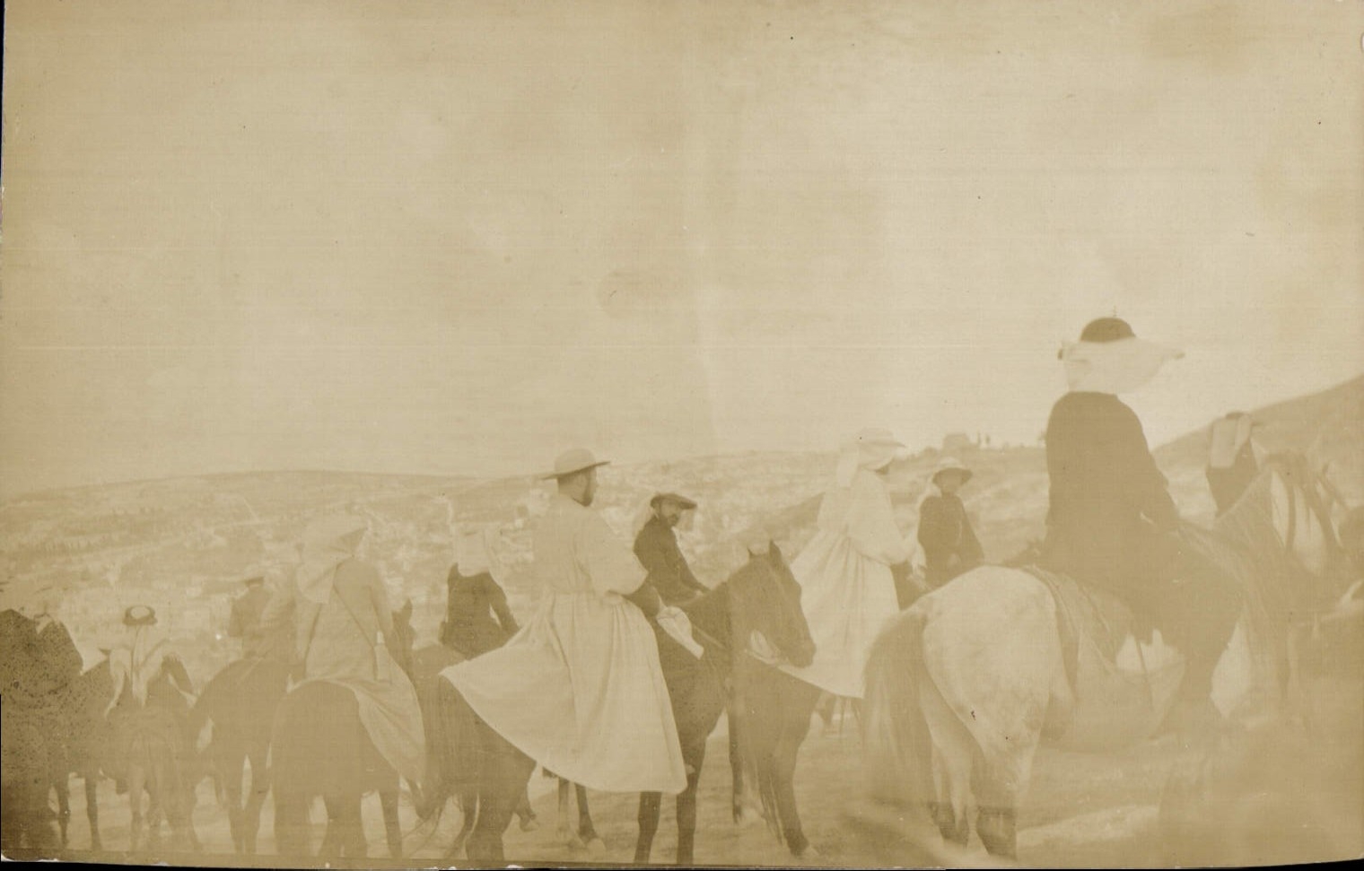 Photo Personnages a cheval
