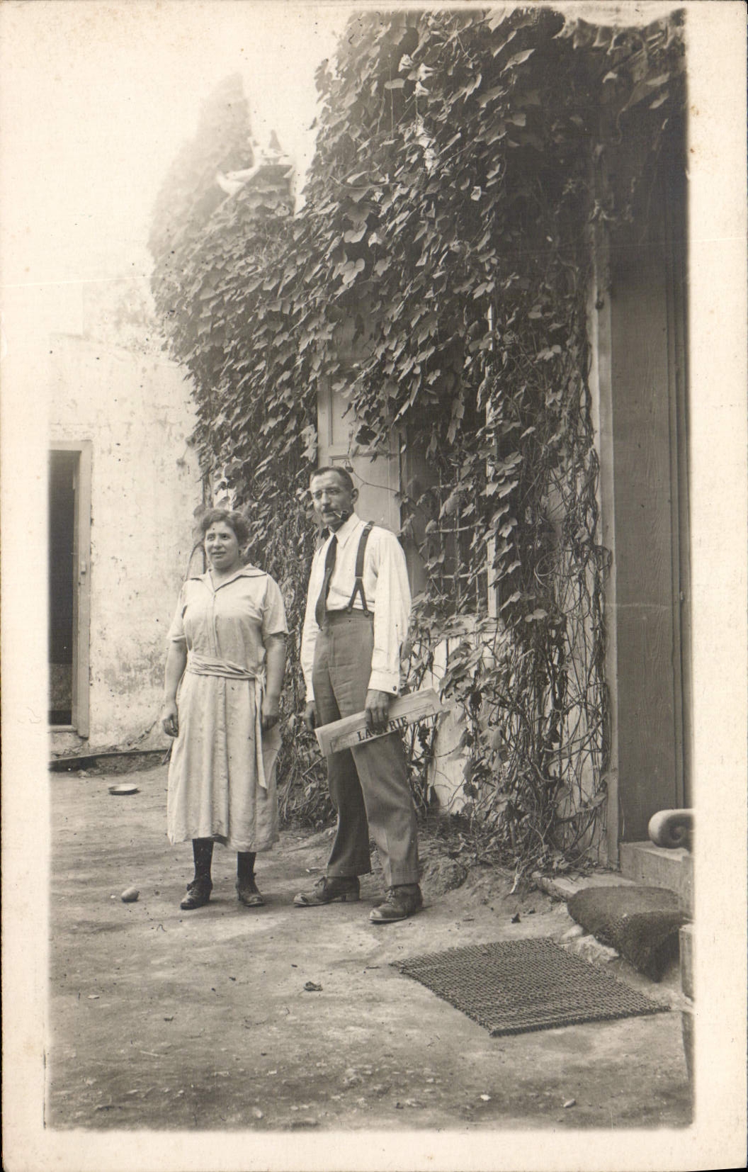 CARTE PHOTO Femme Couple