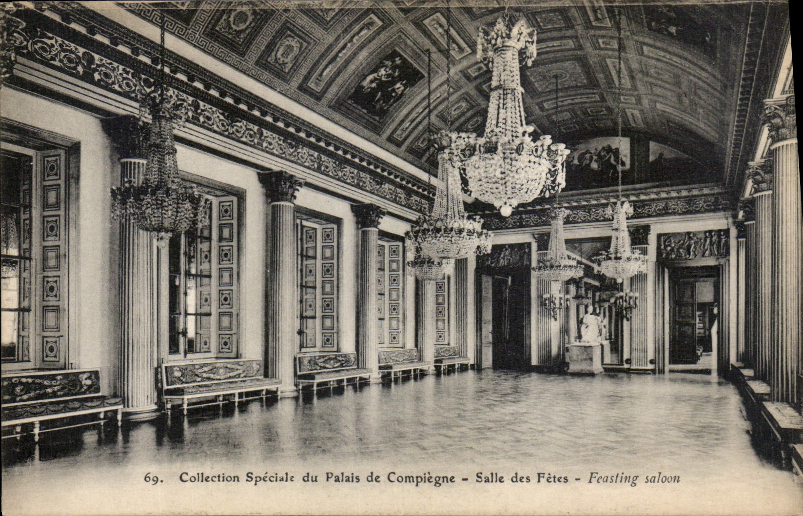 CPA Collection speciale du palais de Compiegne salle des fetes 