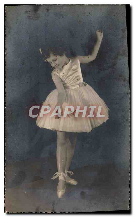 CPA Enfant Danseuse