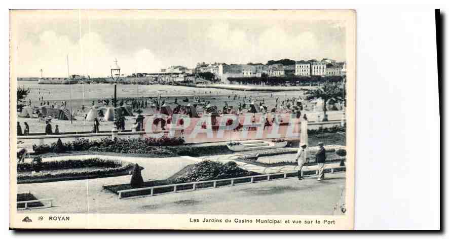 CPA Royan les Jardins du Casino Municipal et vue sur le Port 