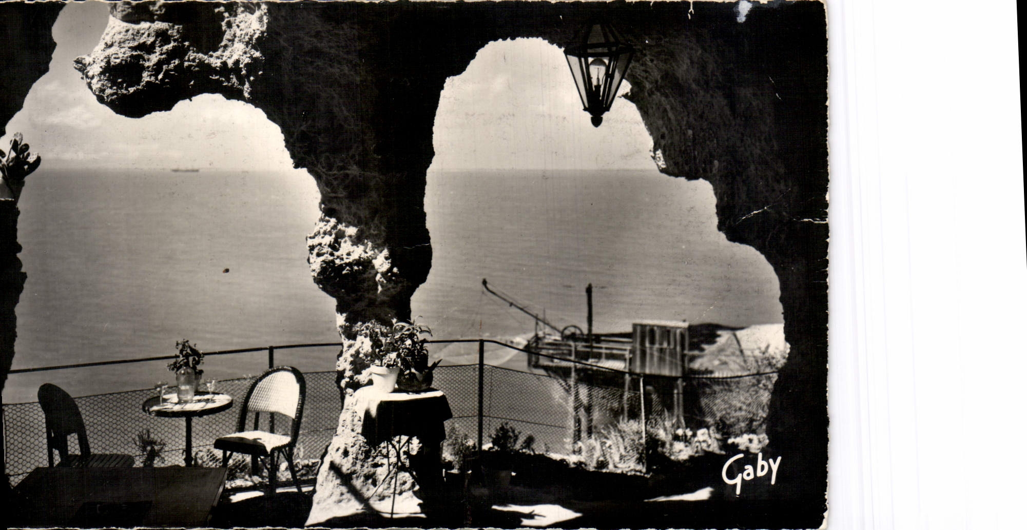 CPA Meschers Ch Mme grottes des Fontaines 