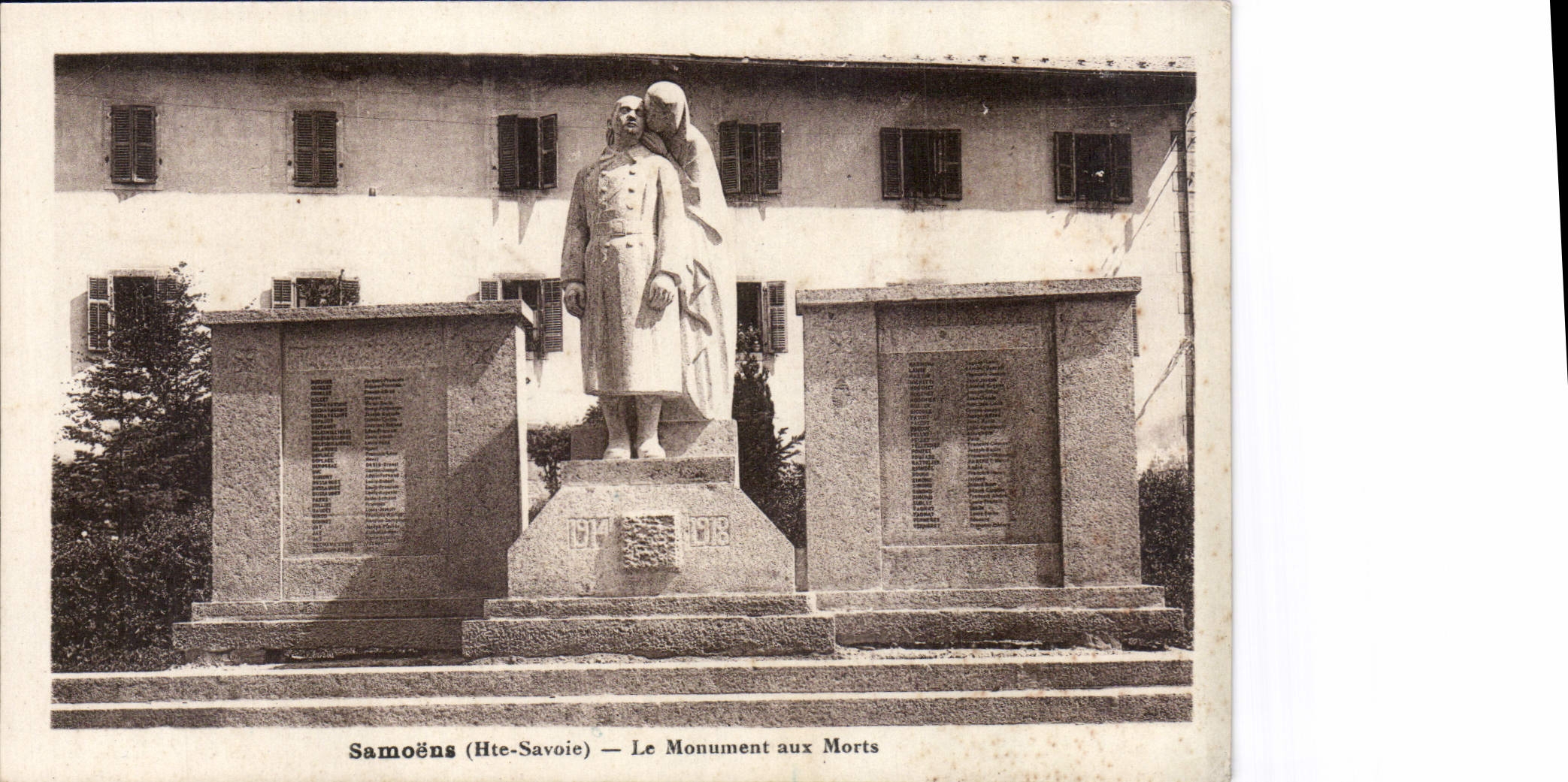 CPA Samoens Hte Savoie le monuemnt aux morts 