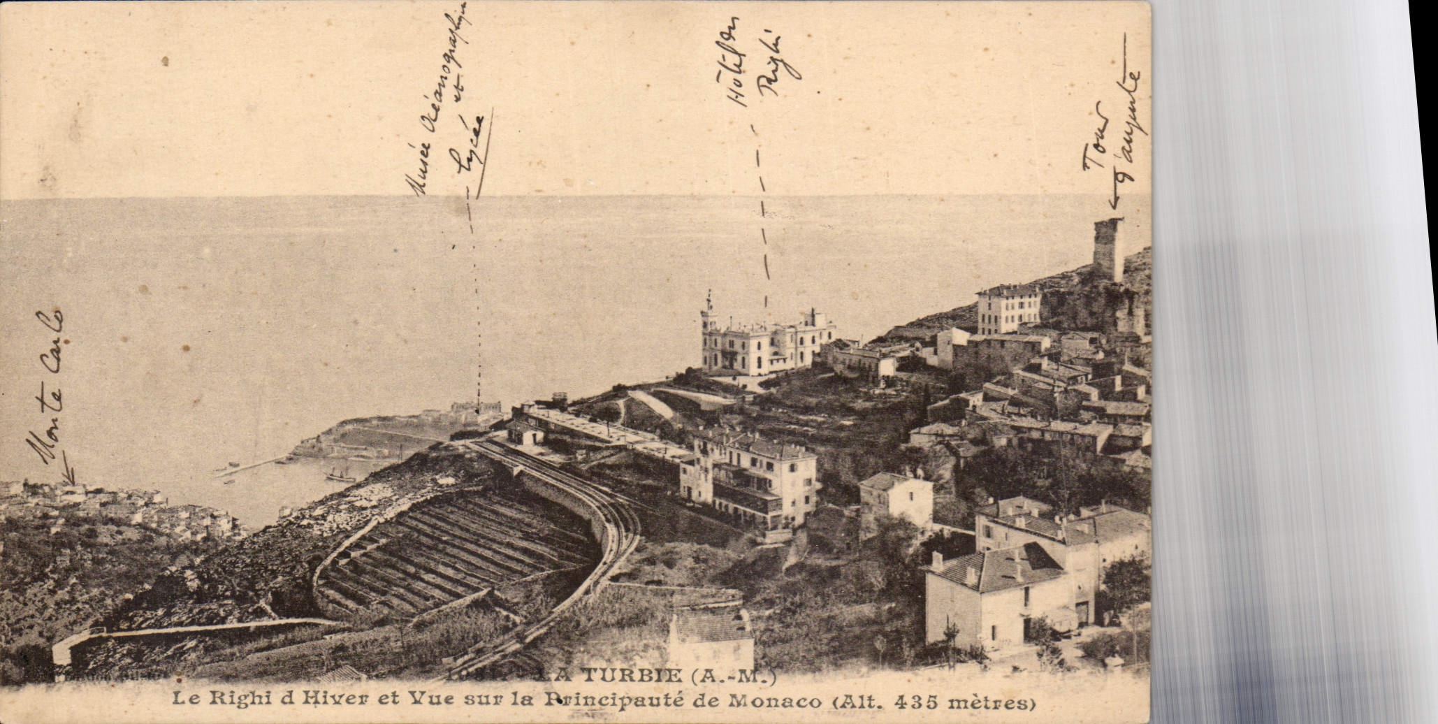 CPA La Turbie A M le Righi d'Hiver et vue sur la Principaute de Monaco 